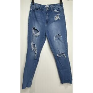 YMI Sz 13 high rise ankle dream fit distressed ankle jeans Preowned GUC